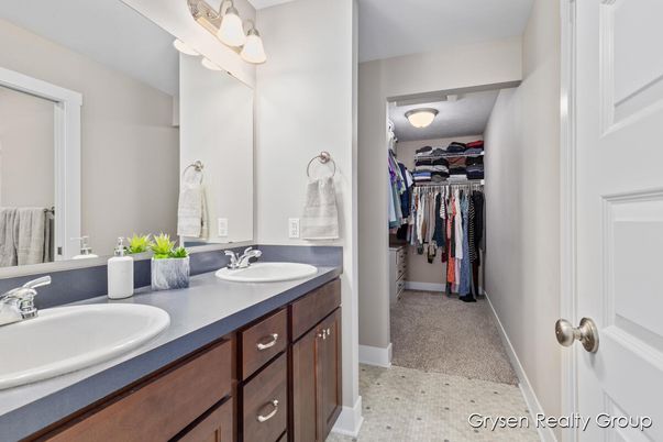 Bathroom, Dual Sink Vanities, Interior, Walk-in Closets