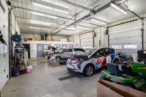 Garage, Interior