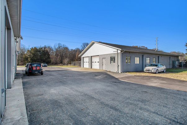 Backyard, Detached Garage, Exterior