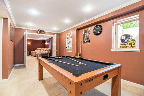 Billiard Table, Game Room, Interior, Recessed Lighting