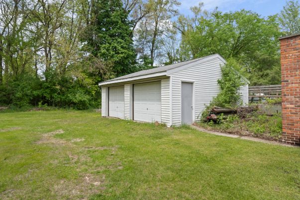 Backyard, Detached Garage, Exterior