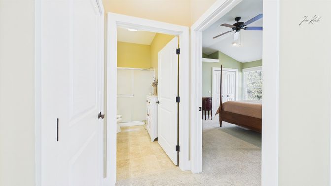 Bathroom, Interior, Recessed Lighting
