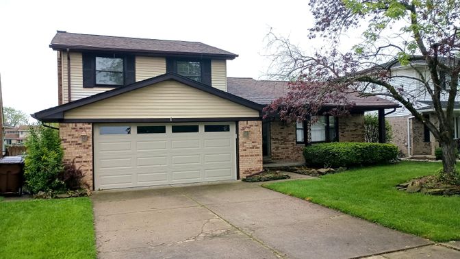 Attached, Exterior, Facade, Brick Facade, Split Level