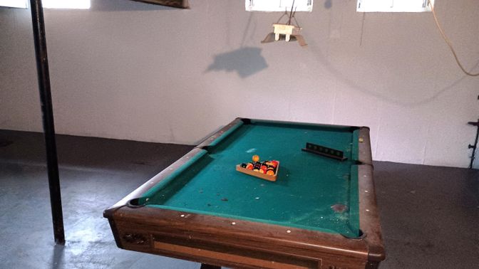 Billiard Table, Game Room, Interior