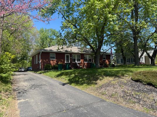 Exterior, Facade, Brick Facade, Ranch