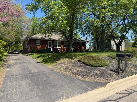 Exterior, Facade, Brick Facade, Ranch