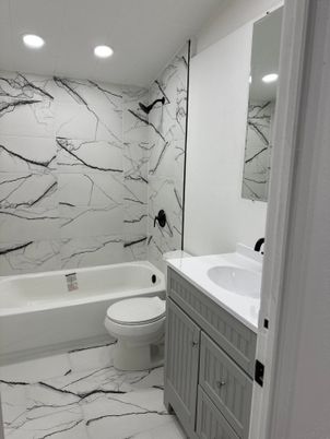 Bathroom, Interior, Marble, Marble Walls, Recessed Lighting