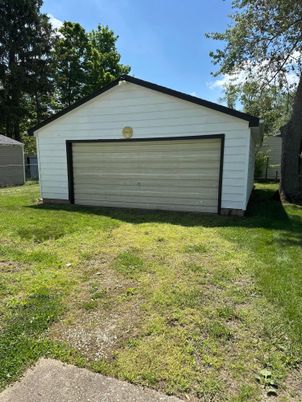 Backyard, Detached Garage, Exterior