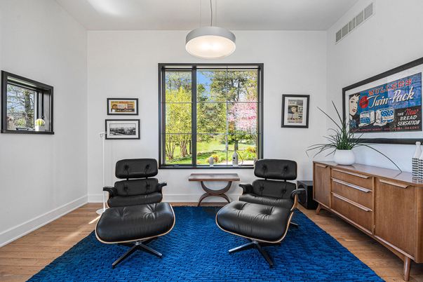 Interior, Pendant Lights, Wood Texture Flooring