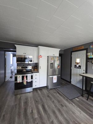 Interior, Kitchen, Stainless Steel Appliances, Wood Texture Flooring