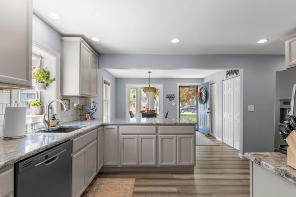 Interior, Kitchen, Pendant Lights, Recessed Lighting, Wood Texture Flooring