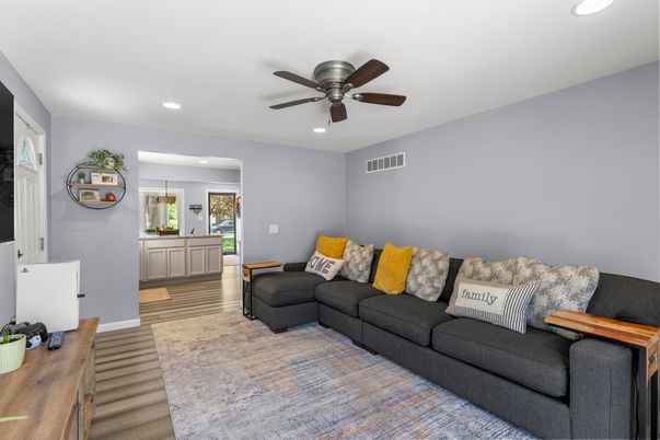 Interior, Living room, Recessed Lighting, Wood Texture Flooring