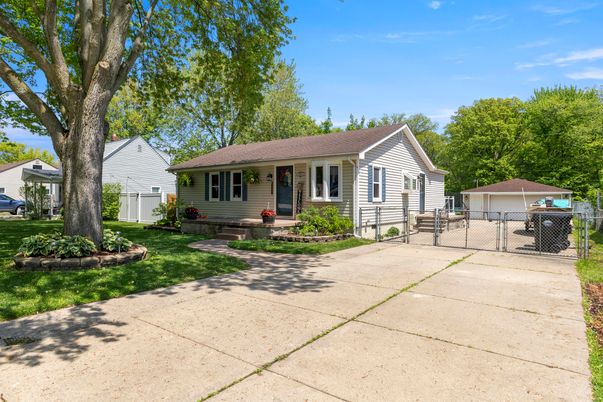 Backyard, Detached Garage, Exterior