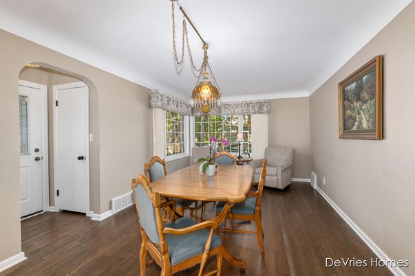 Chandelier, Dining room, Interior, Wood Texture Flooring