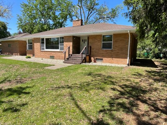 Exterior, Facade, Brick Facade, Ranch