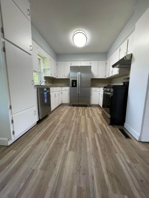 Interior, Kitchen, Stainless Steel Appliances, Wood Texture Flooring