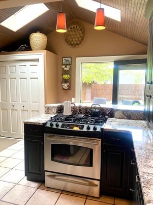 Interior, Kitchen, Pendant Lights, Stainless Steel Appliances