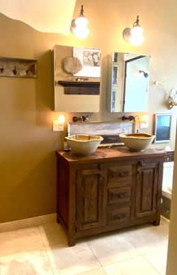 Bathroom, Dual Sink Vanities, Interior