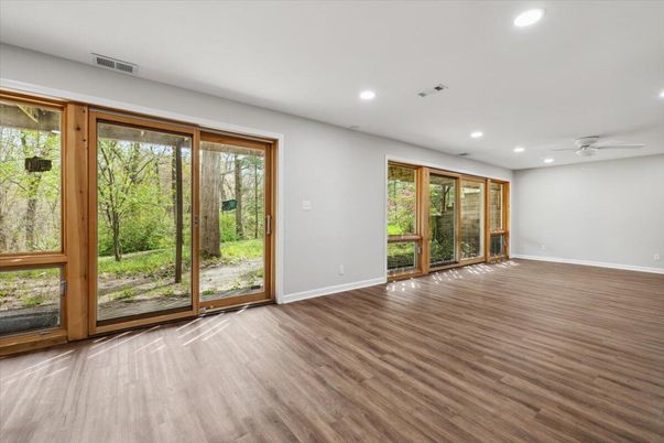 Empty room, Interior, Recessed Lighting, Wood Texture Flooring