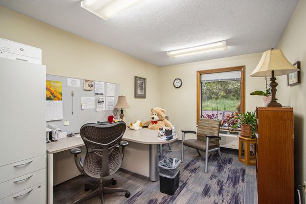 Home Office, Interior