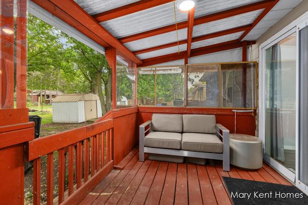 Exterior, Wood Texture Flooring