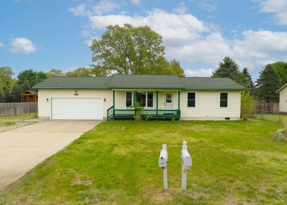 Attached, Backyard, Exterior, Facade, Ranch