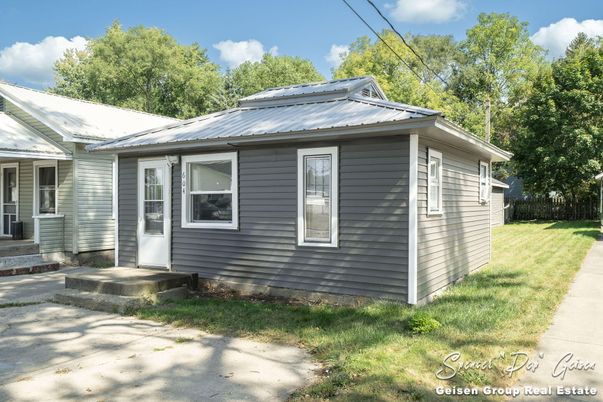 Exterior, Solar Panels