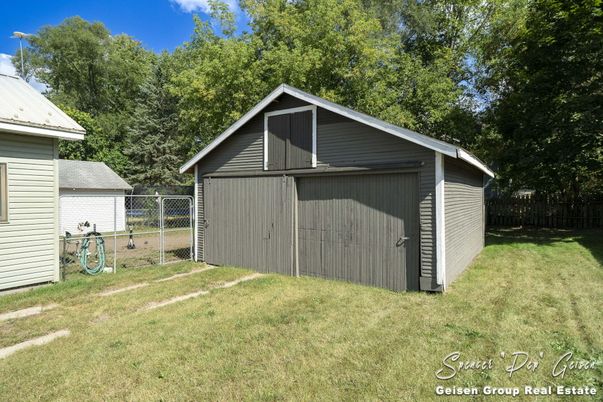 Backyard, Detached Garage, Exterior