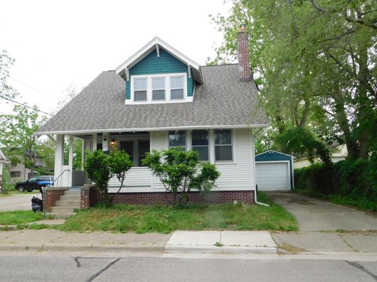 Detached Garage, Exterior, Facade, Cape Cod