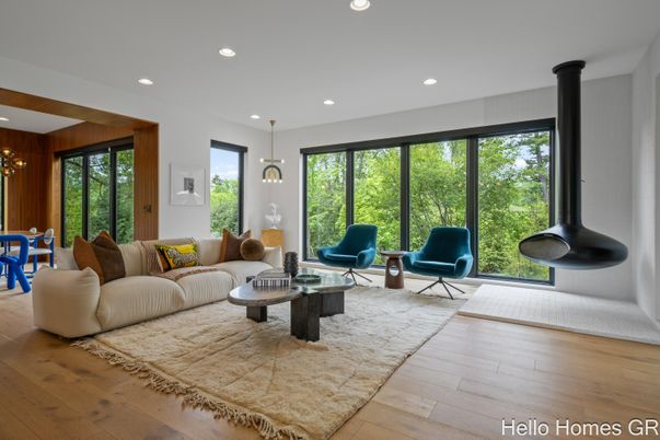 Interior, Living room, Pendant Lights, Recessed Lighting, Wood Texture Flooring, Wooden Walls