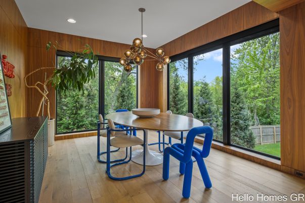 Dining room, Interior, Pendant Lights, Recessed Lighting, Wood Texture Flooring, Wooden Walls