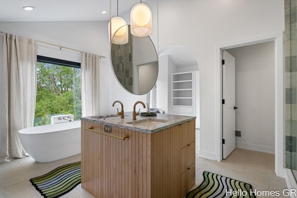 Bathroom, Dual Sink Vanities, Free Standing Baths, Interior, Recessed Lighting