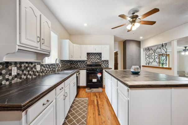 Interior, Kitchen, Recessed Lighting, Wood Texture Flooring