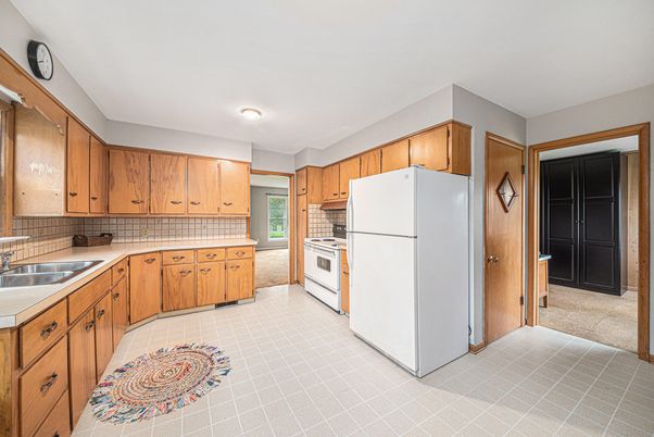 Interior, Kitchen, Tile Countertops