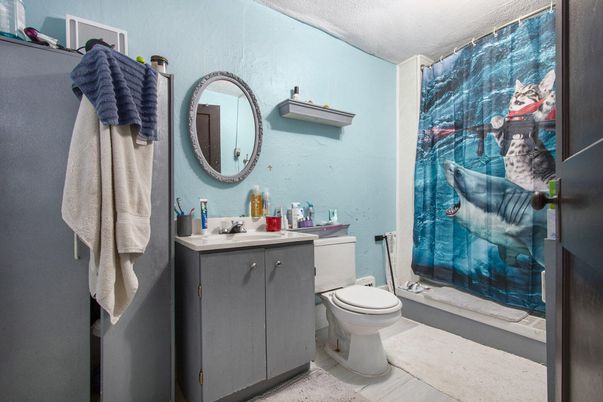 Bathroom, Interior