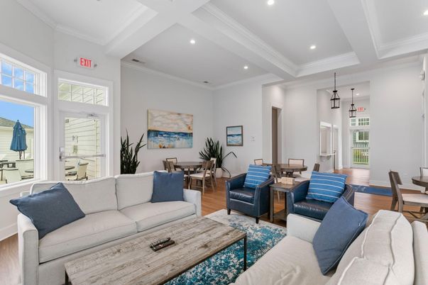 Dining room, Interior, Living room, Pendant Lights, Recessed Lighting, Wood Texture Flooring