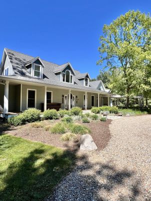 Exterior, Facade, Cape Cod