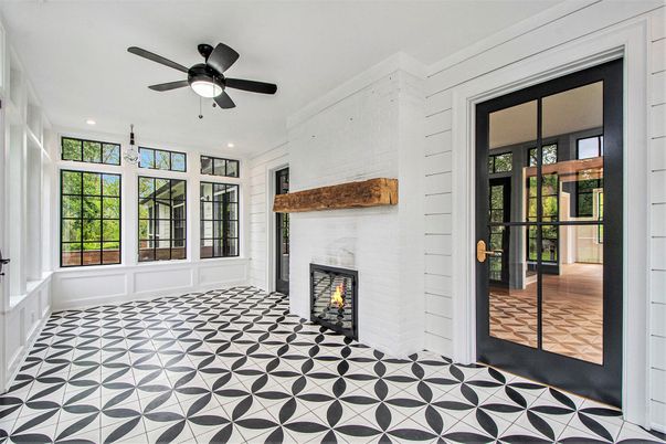 Fireplace, Interior, Recessed Lighting