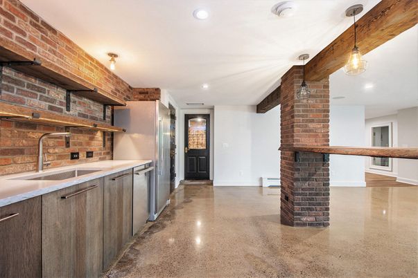 Interior, Kitchen, Pendant Lights, Recessed Lighting, Stone Walls
