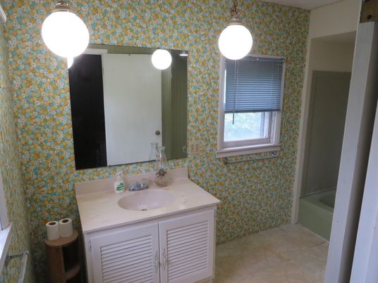 Bathroom, Interior, Pendant Lights