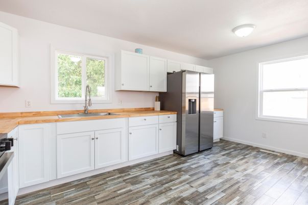 Interior, Kitchen, Stainless Steel Appliances, Wood Texture Flooring