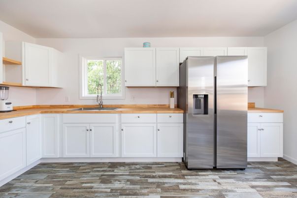 Interior, Kitchen, Stainless Steel Appliances, Wood Texture Flooring