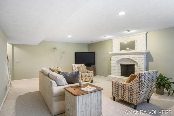 Fireplace, Interior, Living room, Recessed Lighting