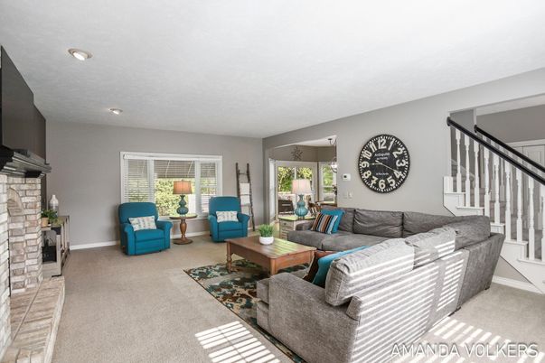 Fireplace, Interior, Living room, Recessed Lighting