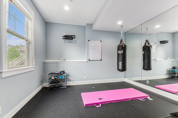 Fitness Equipment, Interior, Recessed Lighting