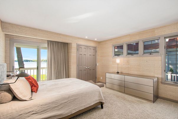 Bedroom, Interior, Recessed Lighting, Water