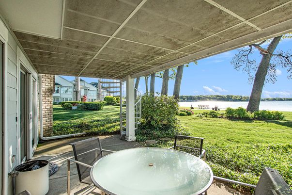 Backyard, Exterior, Water
