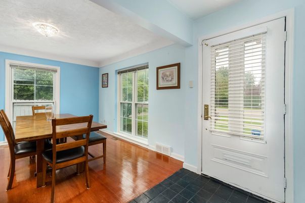 Dining room, Interior, Wood Texture Flooring