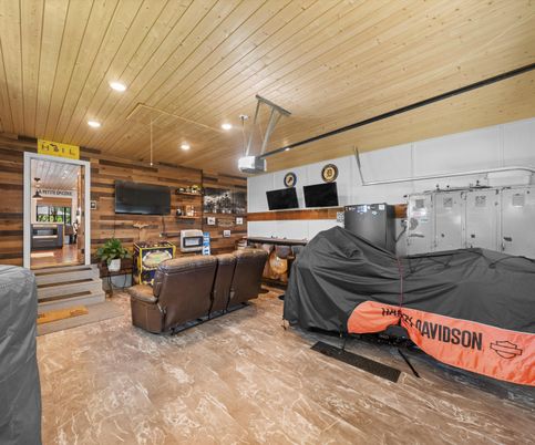 Interior, Recessed Lighting, Wooden Walls