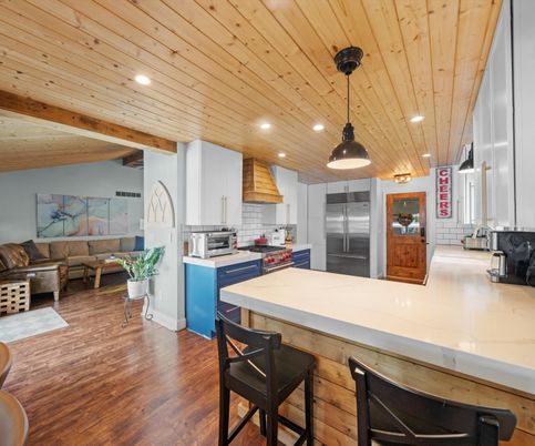 Interior, Kitchen, Living room, Pendant Lights, Recessed Lighting, Stainless Steel Appliances, Wooden Beams, Wooden Ceilings, Wood Texture Flooring